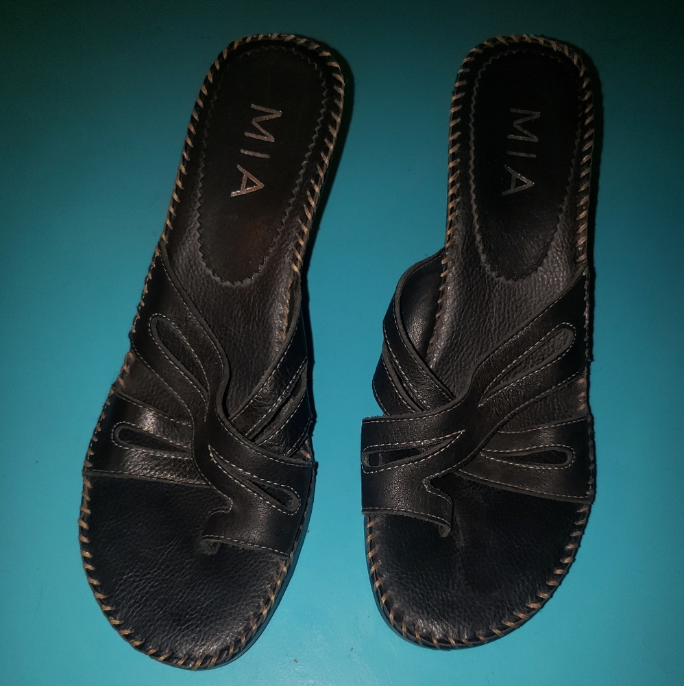 Mia Leather Low Heel Slides